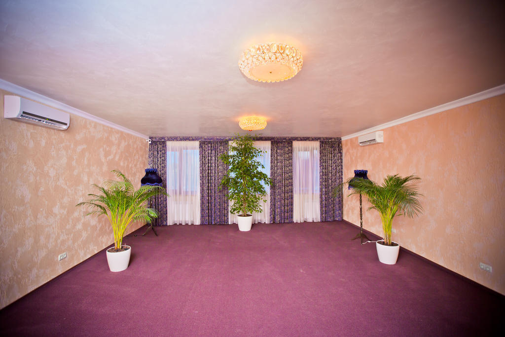 Grand Sport Hotel Brovary Kamer foto