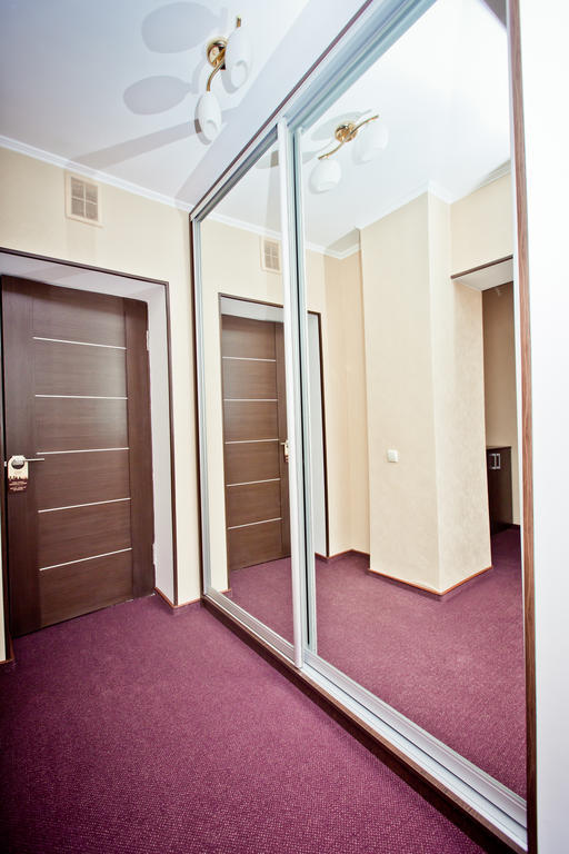 Grand Sport Hotel Brovary Kamer foto