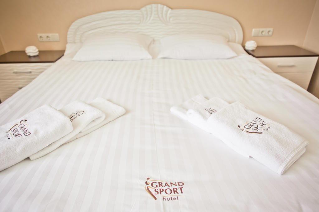 Grand Sport Hotel Brovary Kamer foto
