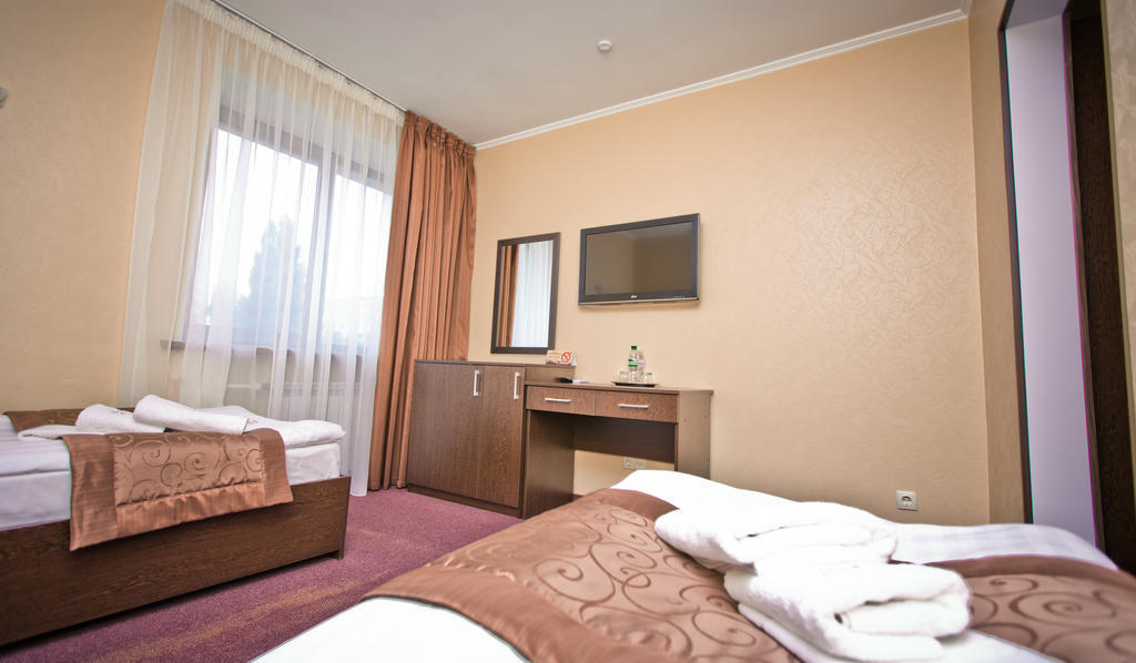 Grand Sport Hotel Brovary Kamer foto