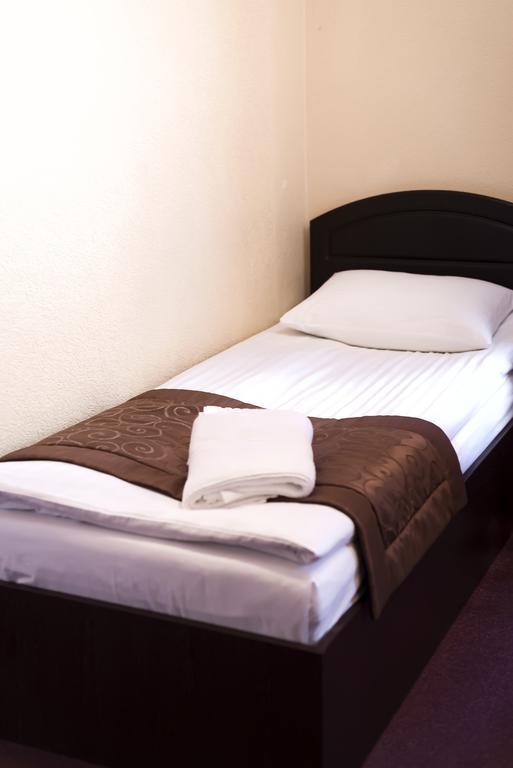 Grand Sport Hotel Brovary Buitenkant foto